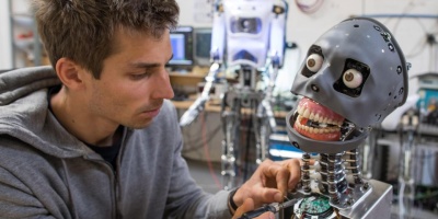 Terminatör tarzı savaşların korkularından sonra, yapay zekanın hayatımızın TÜM yönlerini nasıl değiştireceği