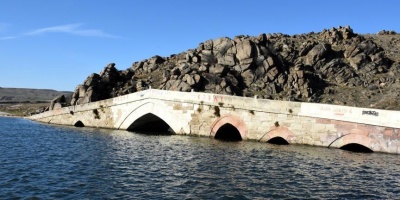 Çeşnigir Köprüsü turizme kazandırılıyor