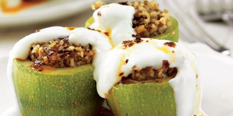 Yoğurtlu Kabak Dolması