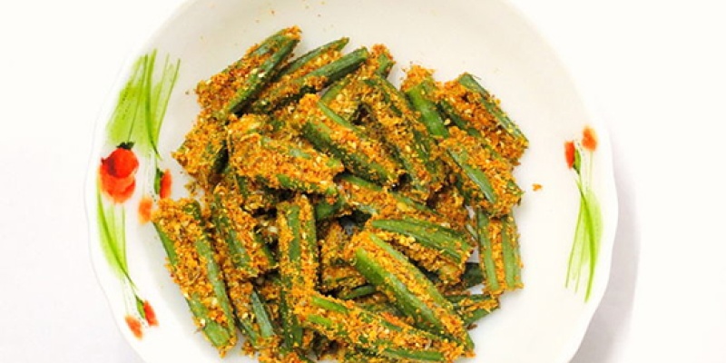 Adana'nın Bilinmeyen Lezzetlerinden 'BAMYA DOLMASI'