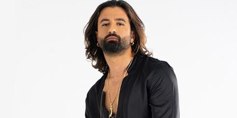  4 Kasım Adana Koray Avcı Konseri 