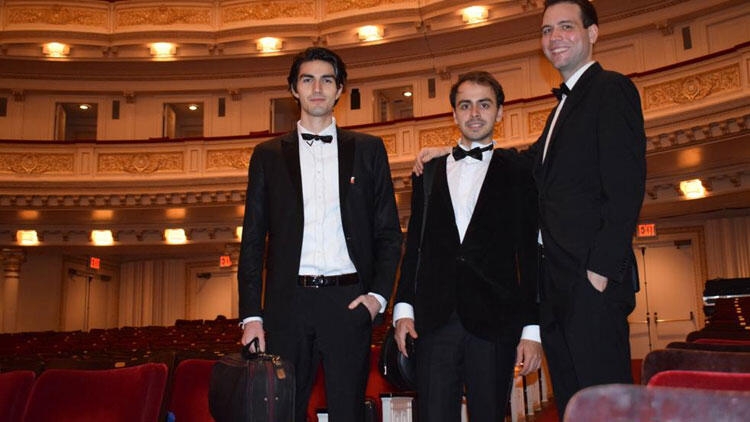 Çev Sanat’ın üç genç yeteneğinden ‘Dünya Barışı için Çağrı’ konseri