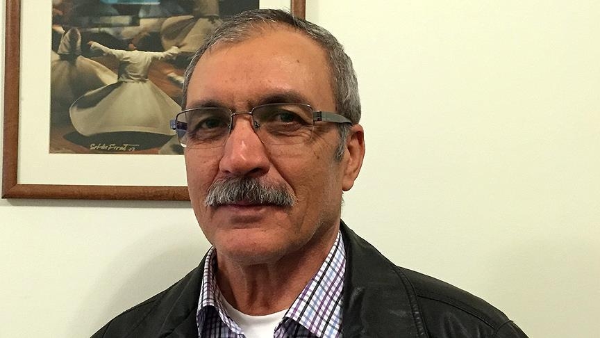 Roman Okuyucusunu Cahil Yerine Koymaz